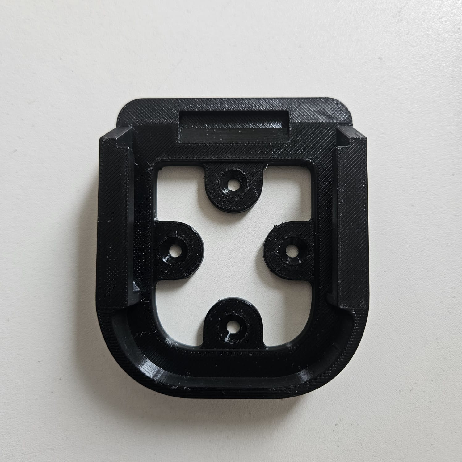 Suport printat 3D pentru baterie H-GO 48V Li-Ion