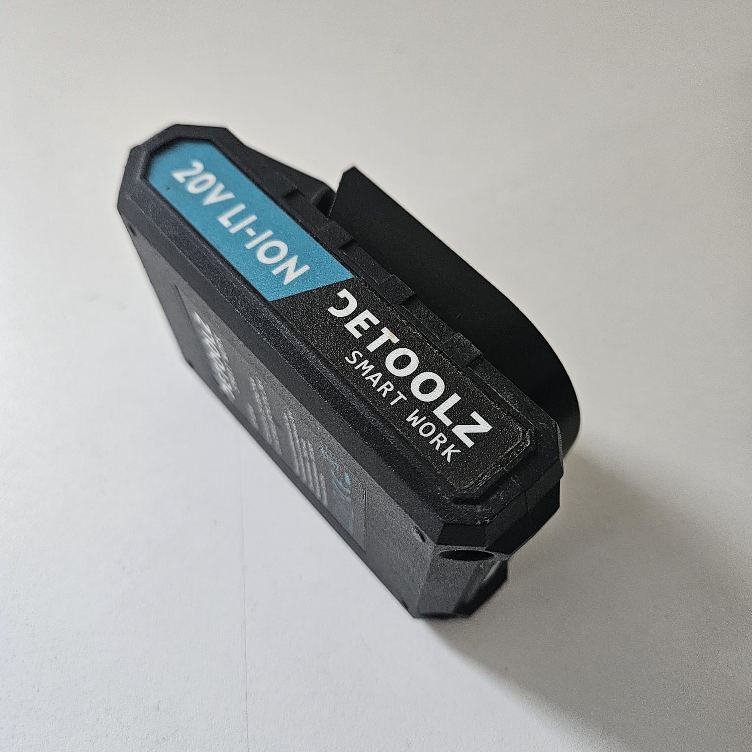 Suport printat 3D pentru baterie Detoolz 20V Li-Ion