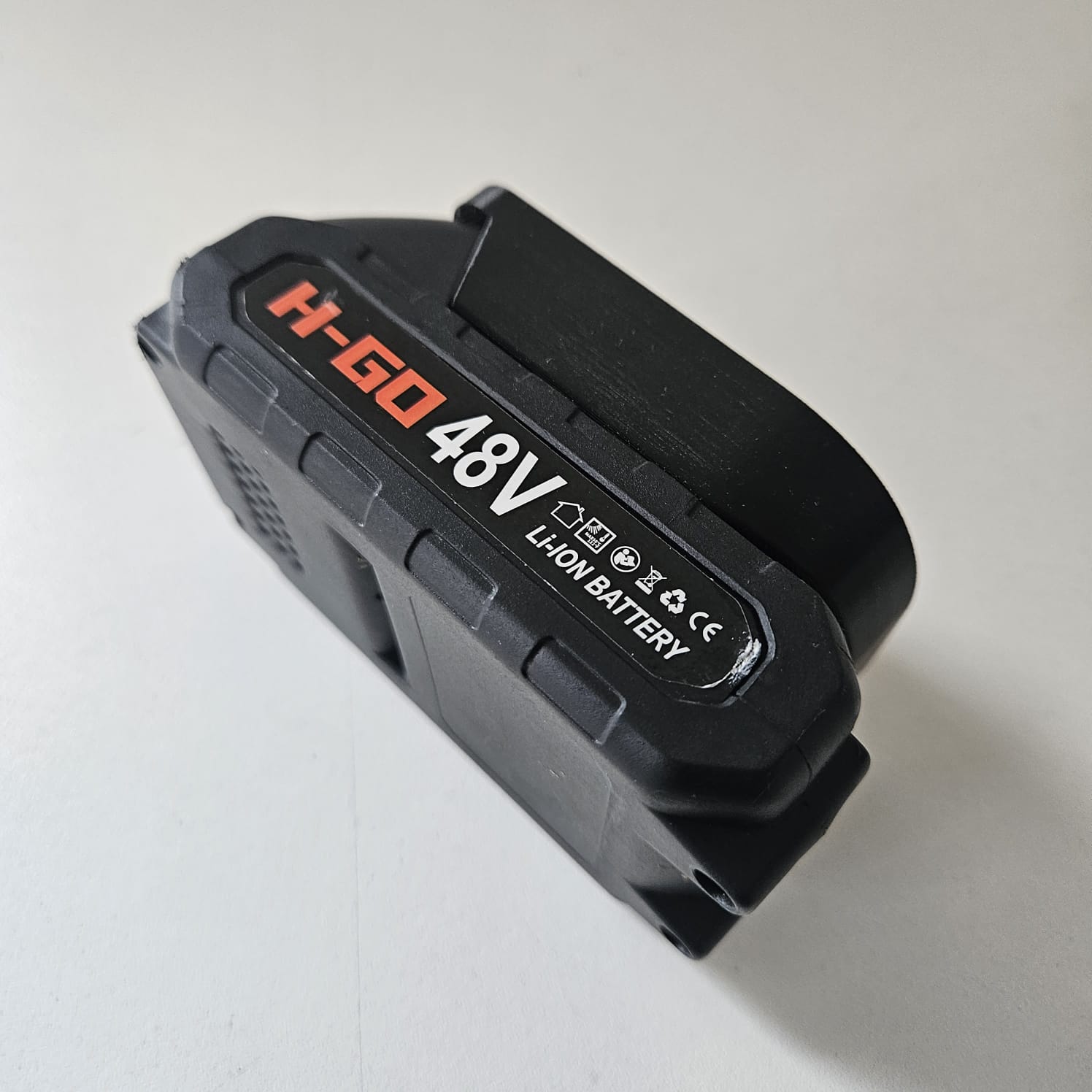 Suport printat 3D pentru baterie H-GO 48V Li-Ion