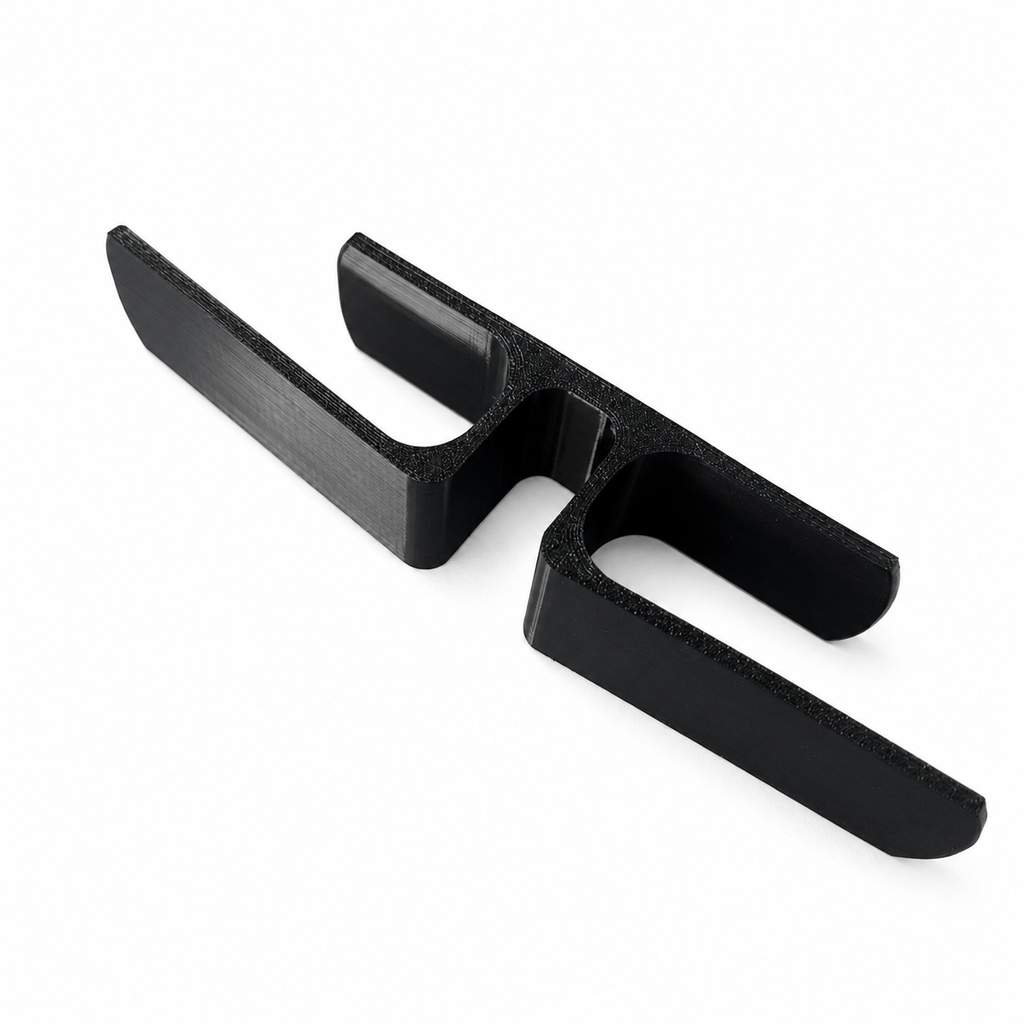 Suport organizator cabluri din PETG, printat 3D, cu bandă dublu adezivă
